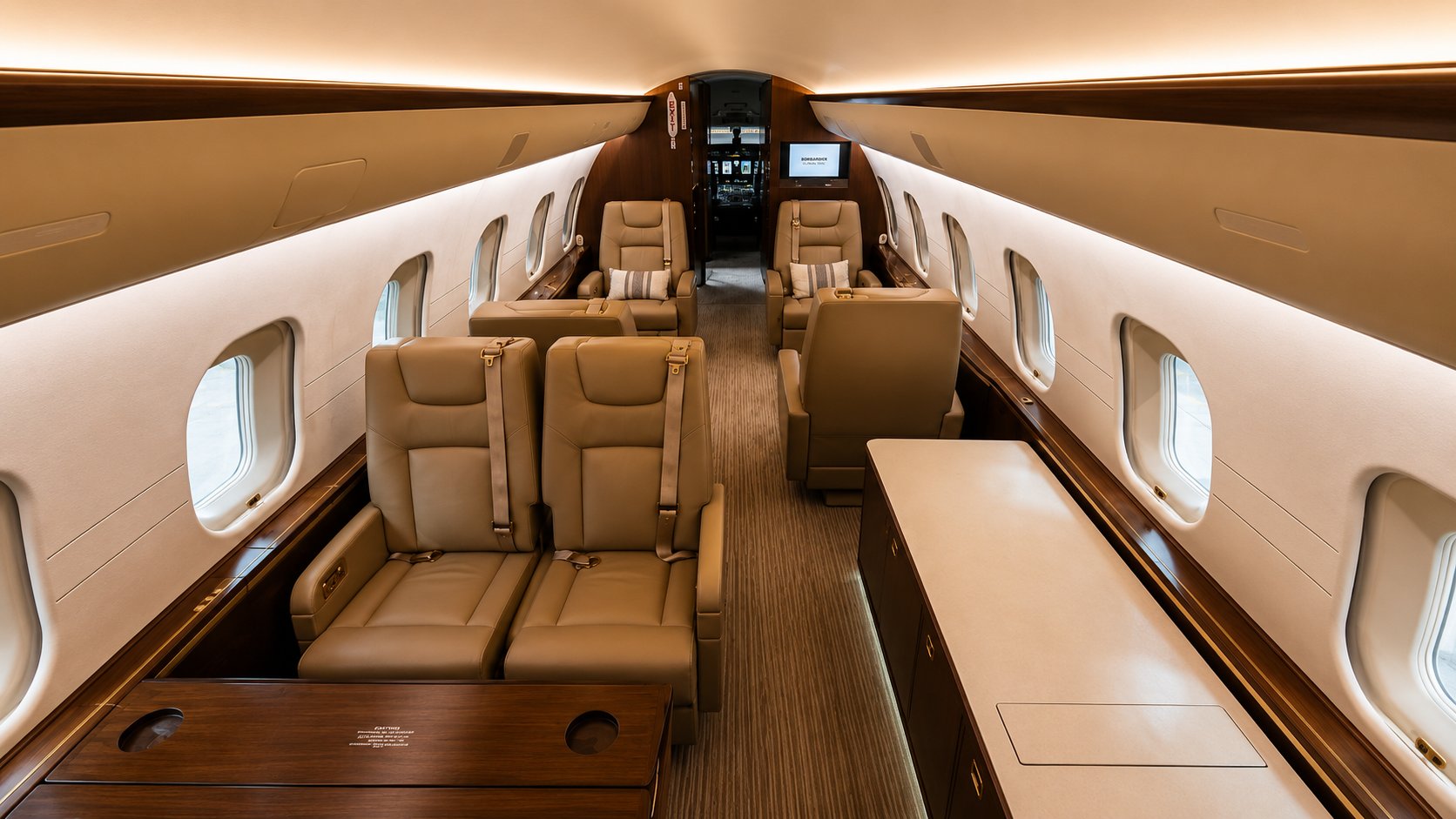 Global 5000 interior